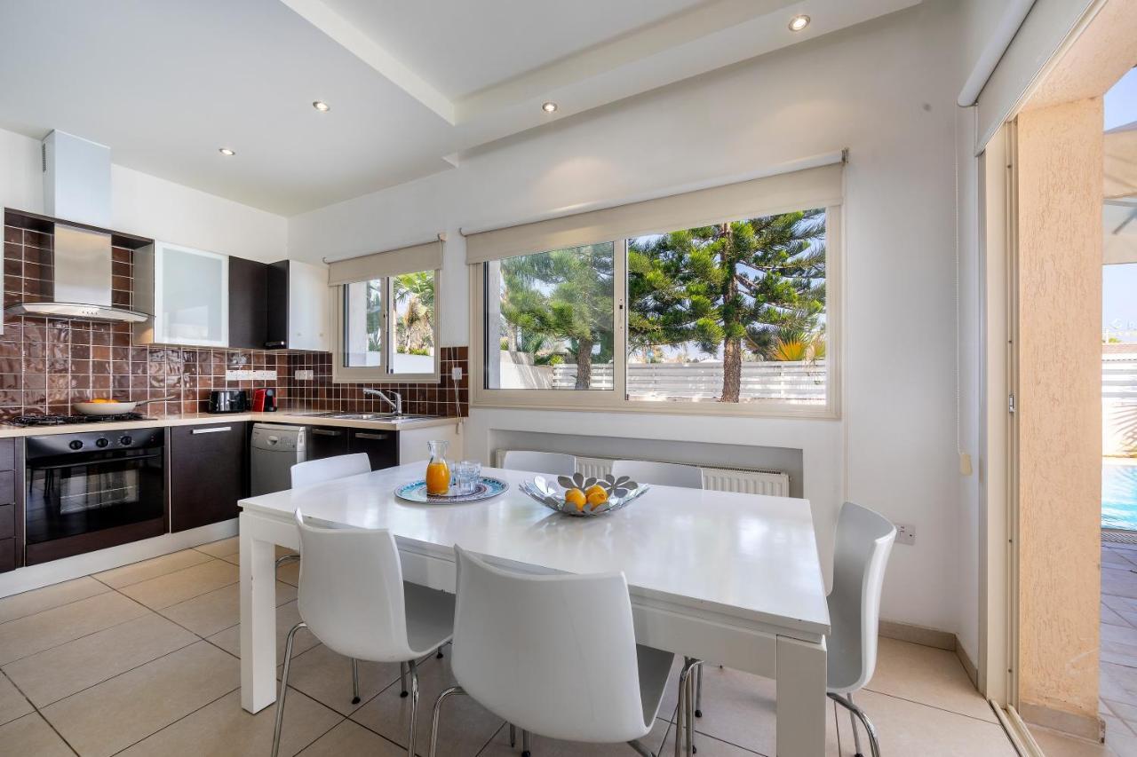 Villa Michelle 2 Protaras Ngoại thất bức ảnh