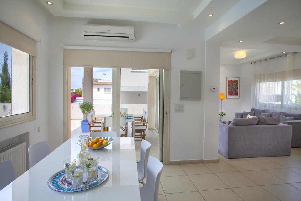 Villa Michelle 2 Protaras Ngoại thất bức ảnh