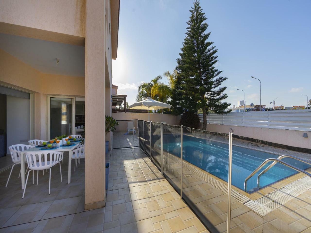 Villa Michelle 2 Protaras Ngoại thất bức ảnh