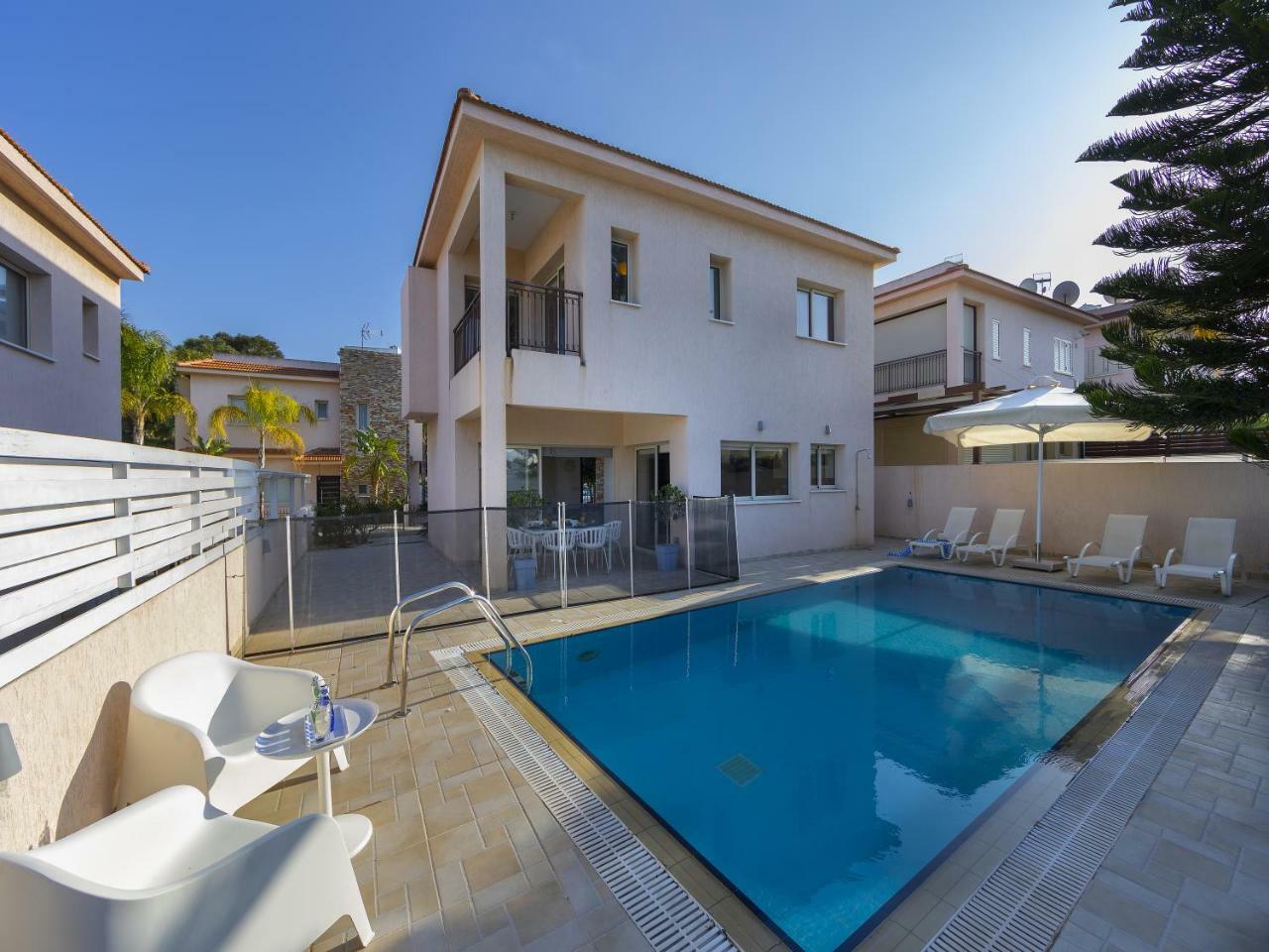 Villa Michelle 2 Protaras Ngoại thất bức ảnh